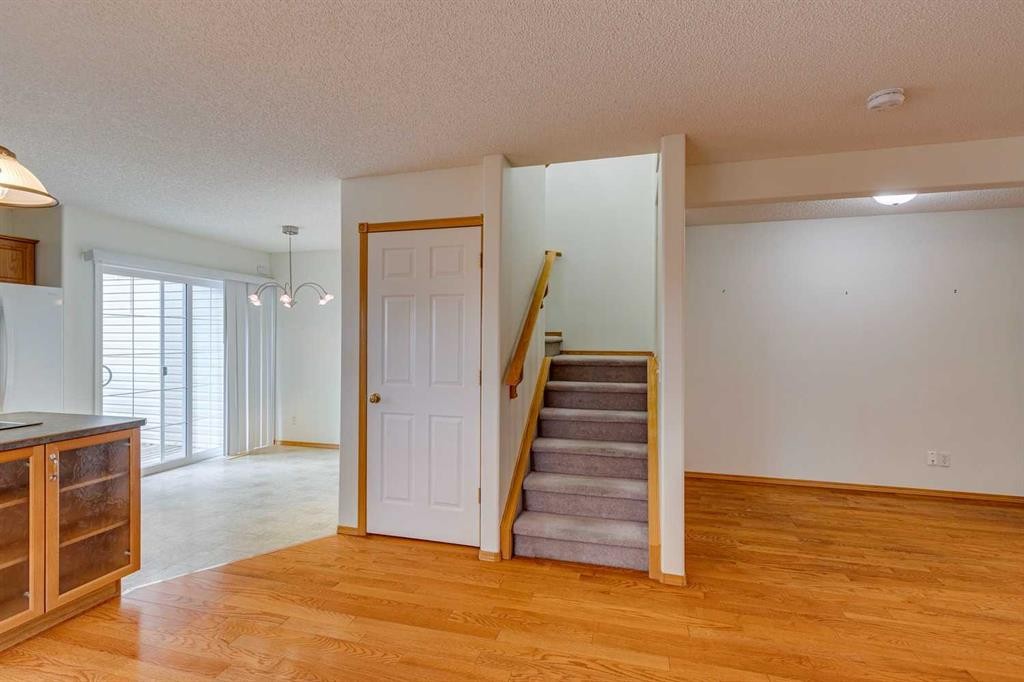 









7707


Martha's Haven

Park Northeast, 187,
Calgary,




AB
T3J3Z7

