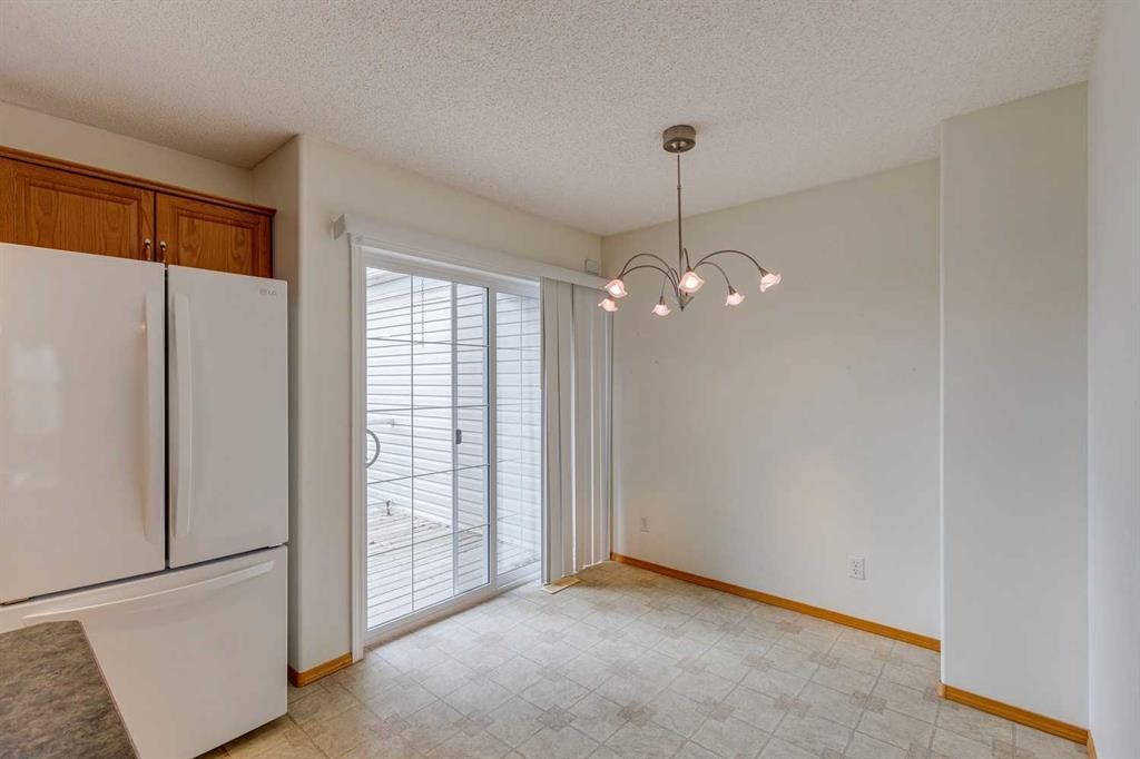 









7707


Martha's Haven

Park Northeast, 187,
Calgary,




AB
T3J3Z7

