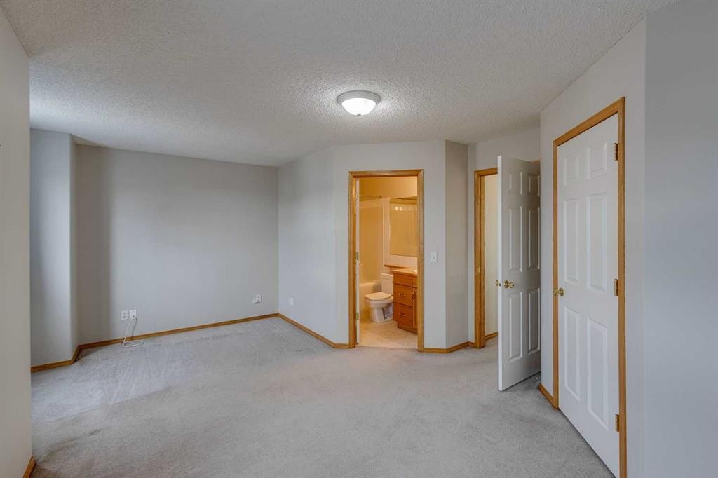 









7707


Martha's Haven

Park Northeast, 187,
Calgary,




AB
T3J3Z7

