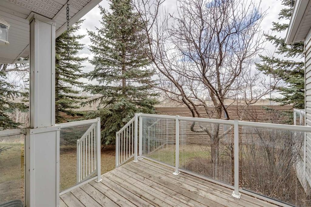 









7707


Martha's Haven

Park Northeast, 187,
Calgary,




AB
T3J3Z7

