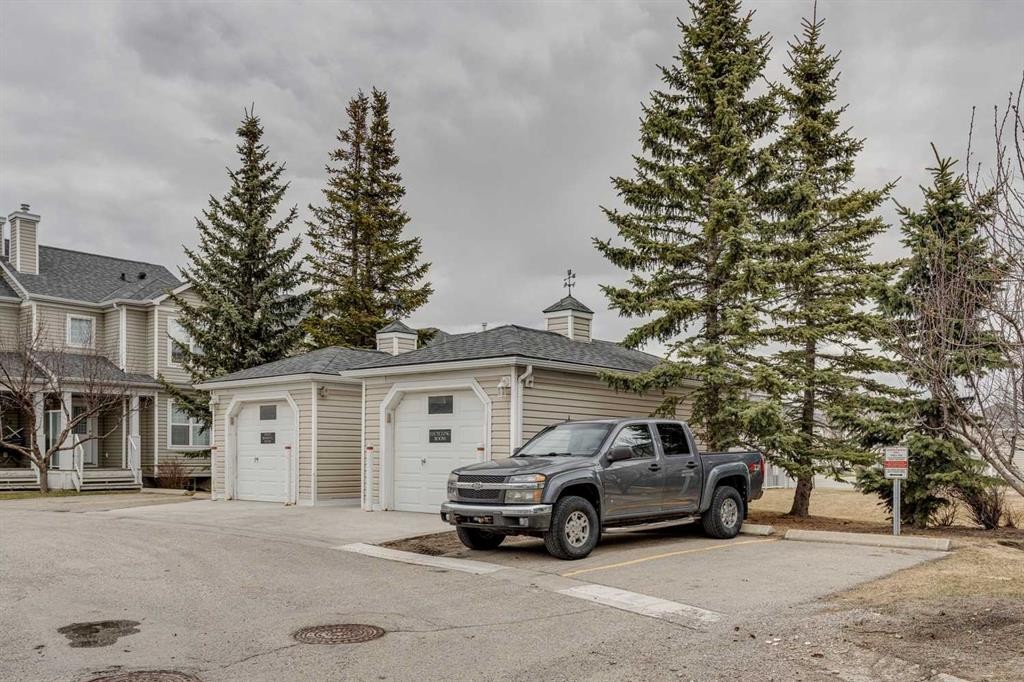 









7707


Martha's Haven

Park Northeast, 187,
Calgary,




AB
T3J3Z7

