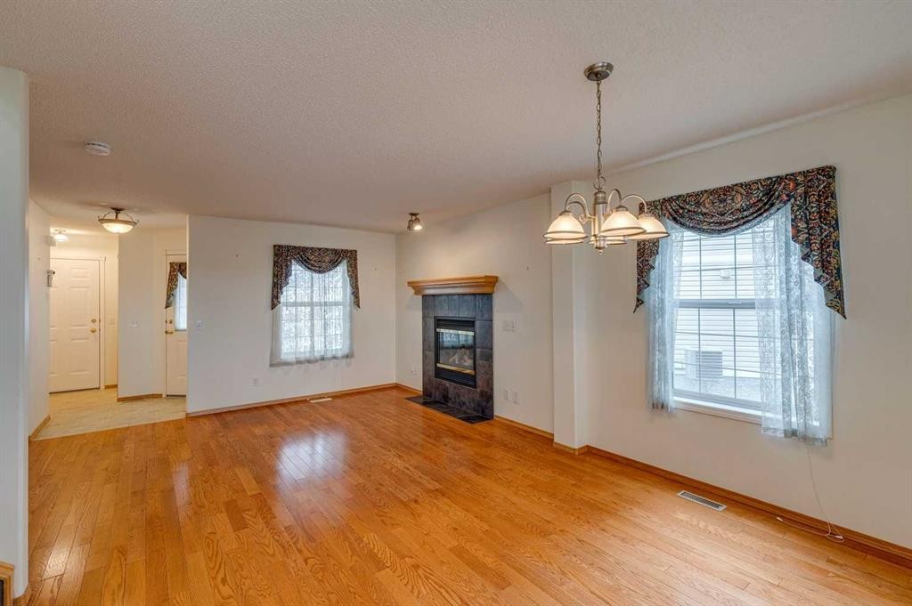 









7707


Martha's Haven

Park Northeast, 187,
Calgary,




AB
T3J3Z7


