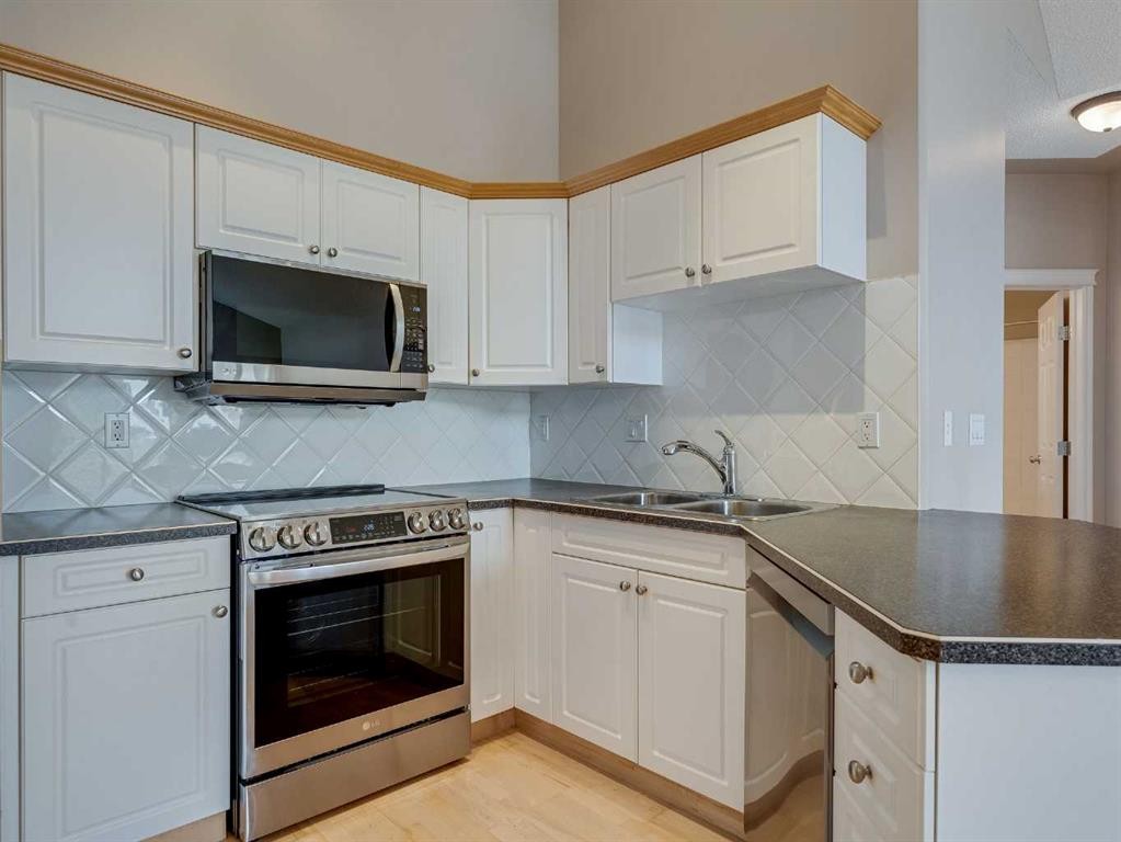 









7451


Springbank

Boulevard Southwest, 2301,
Calgary,




AB
T3H 4K5

