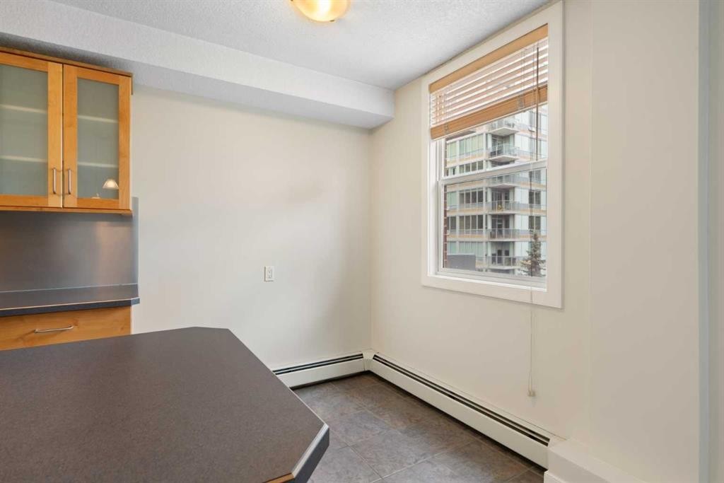









605


14

Avenue Southwest, 604,
Calgary,




AB
T2R 0M9

