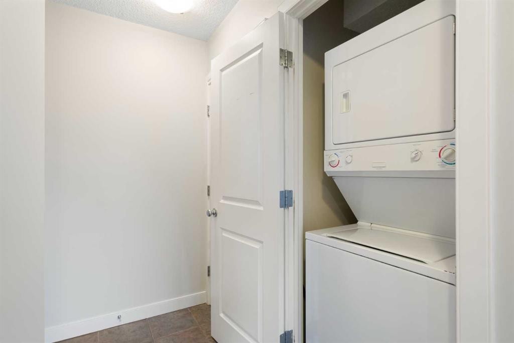 









605


14

Avenue Southwest, 604,
Calgary,




AB
T2R 0M9

