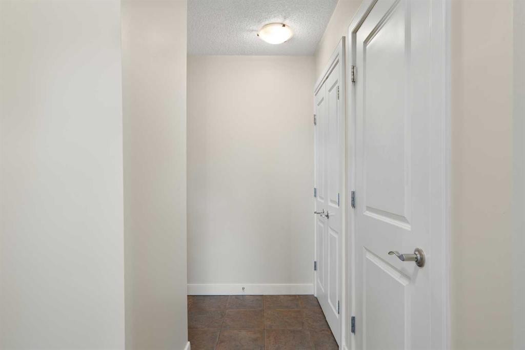 









605


14

Avenue Southwest, 604,
Calgary,




AB
T2R 0M9

