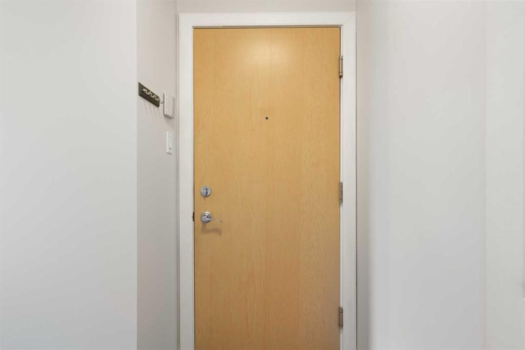 









605


14

Avenue Southwest, 604,
Calgary,




AB
T2R 0M9

