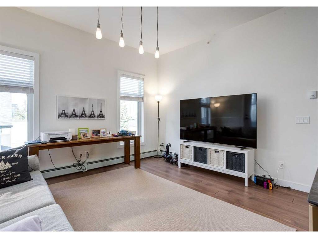 









2702


17

Avenue Southwest, 408,
Calgary,




AB
T3E 8A5

