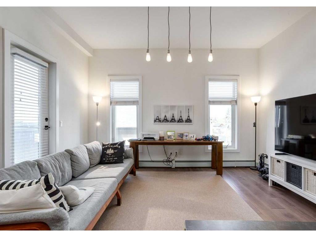 









2702


17

Avenue Southwest, 408,
Calgary,




AB
T3E 8A5

