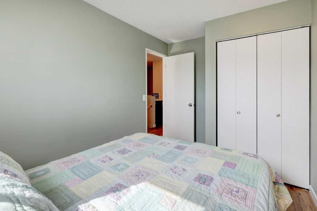 









44


Castlegreen

Close Northeast,
Calgary,




AB
t3j 1y6

