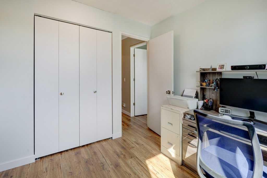 









44


Castlegreen

Close Northeast,
Calgary,




AB
t3j 1y6

