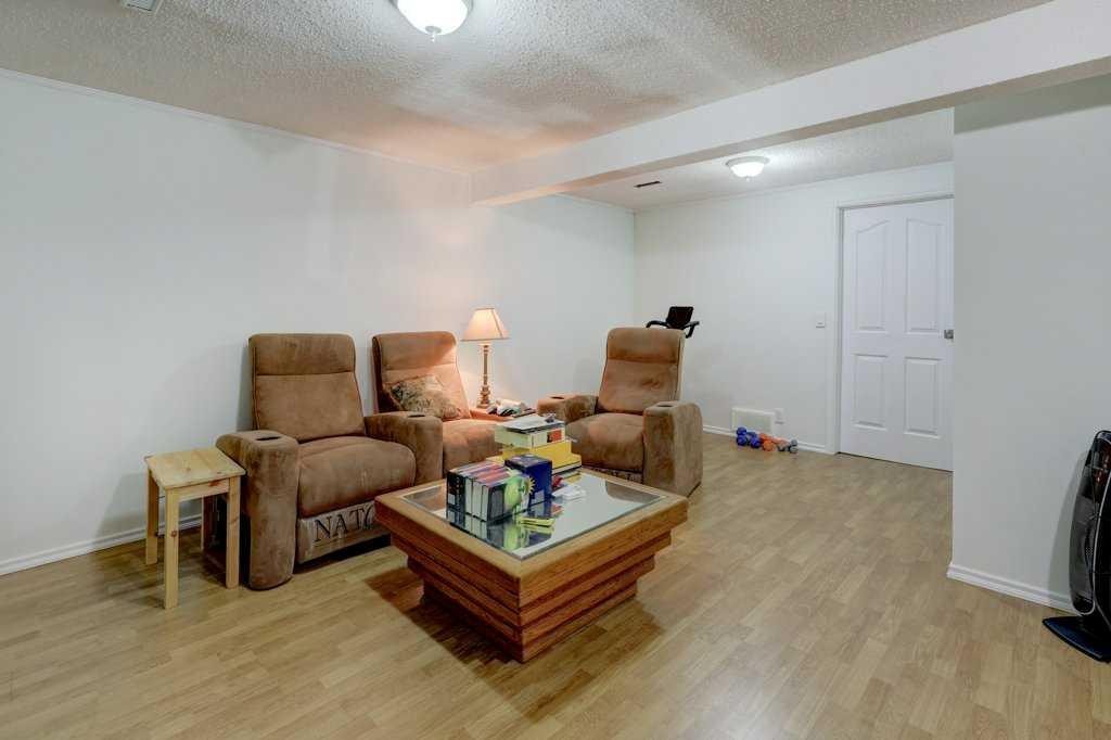









44


Castlegreen

Close Northeast,
Calgary,




AB
t3j 1y6

