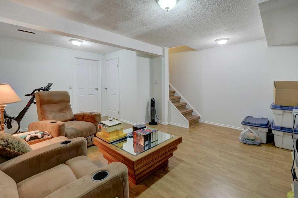 









44


Castlegreen

Close Northeast,
Calgary,




AB
t3j 1y6

