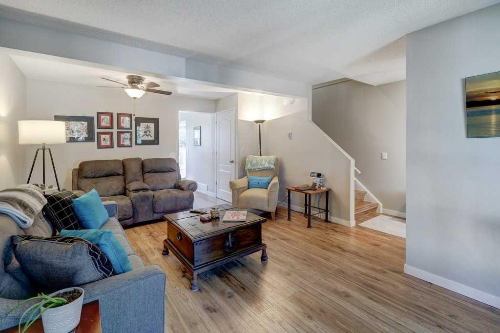 









44


Castlegreen

Close Northeast,
Calgary,




AB
t3j 1y6

