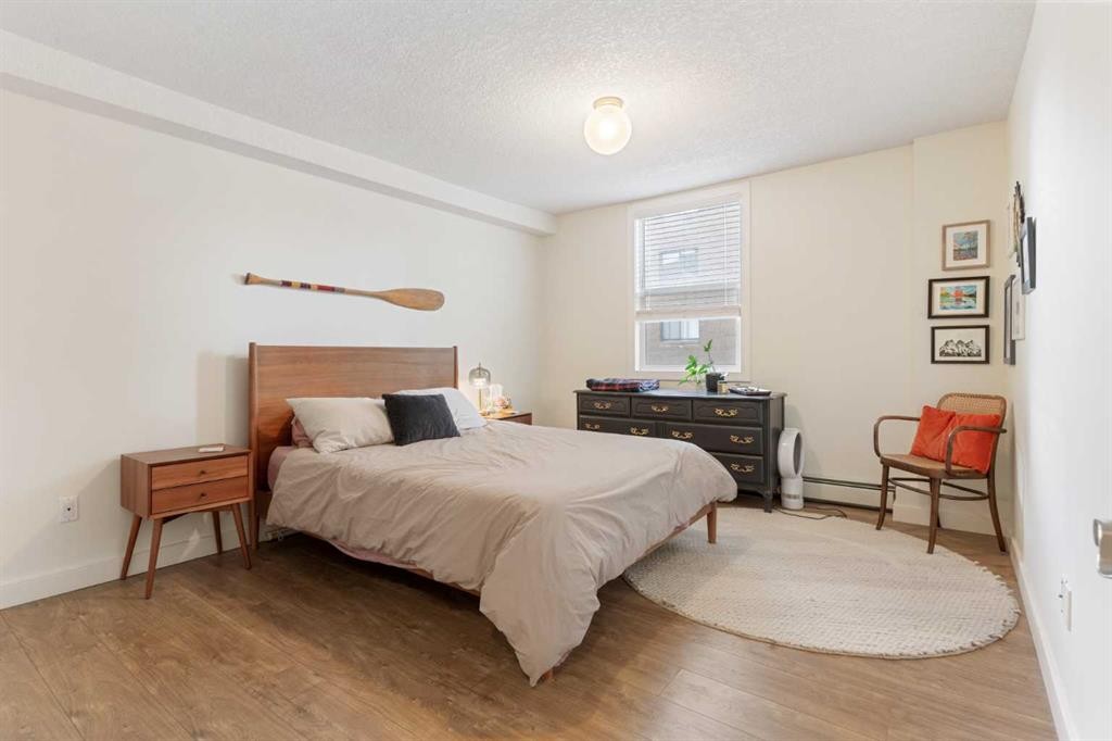









605


14

Avenue Southwest, 303,
Calgary,




AB
T2R 0M9

