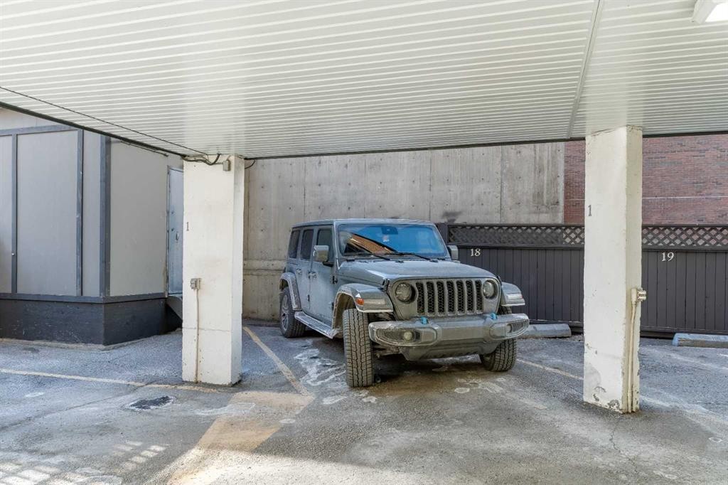 









605


14

Avenue Southwest, 303,
Calgary,




AB
T2R 0M9

