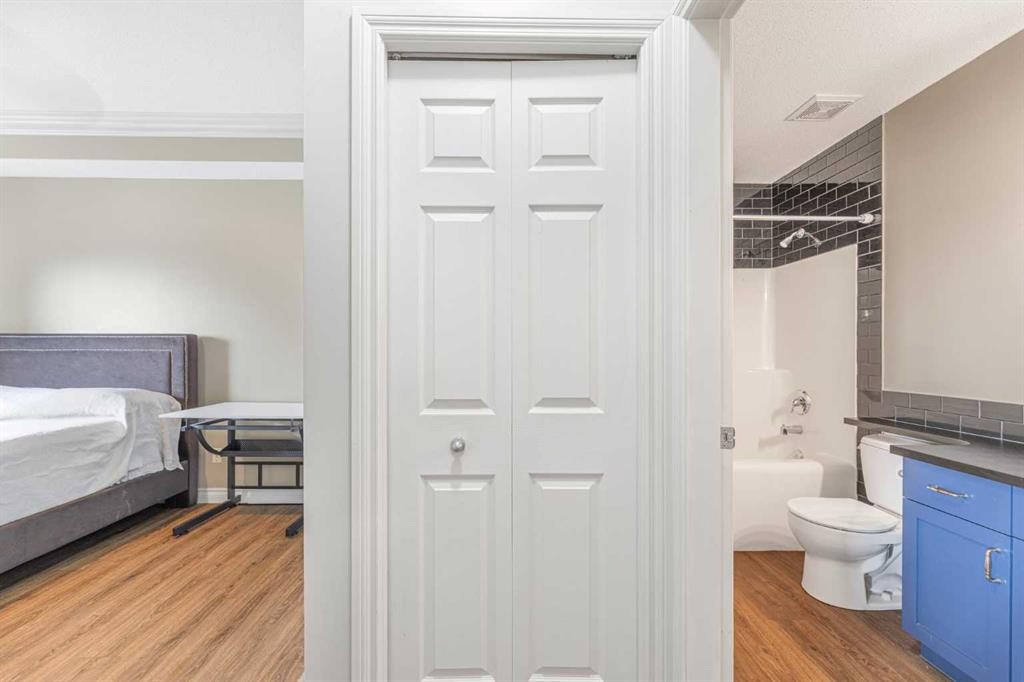 









3810


43

Street Southwest, 412,
Calgary,




AB
T3E 7T7

