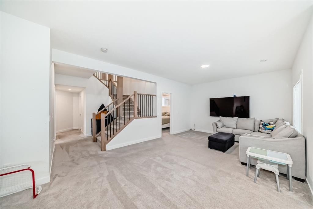 









68


Chelsea

Cape,
Chestermere,




AB
T1X 1Z4

