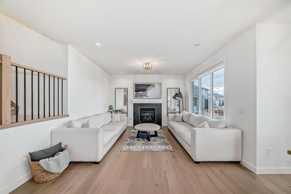 









68


Chelsea

Cape,
Chestermere,




AB
T1X 1Z4

