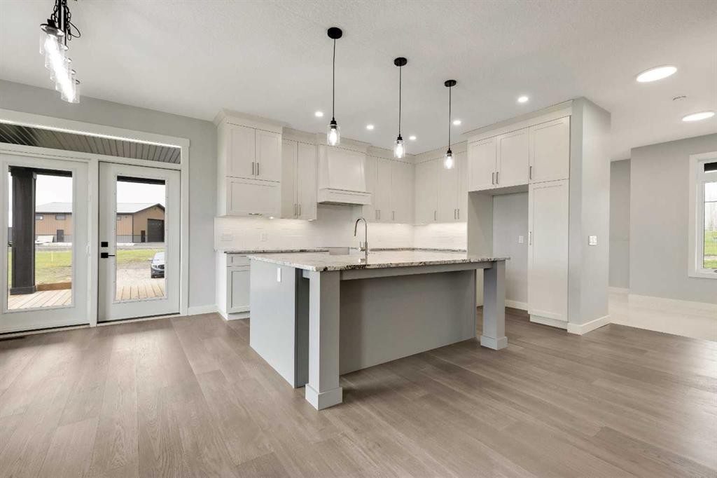 









349062


Tamarack

Drive East,
Rural Foothills County,




AB
T1S 5B8

