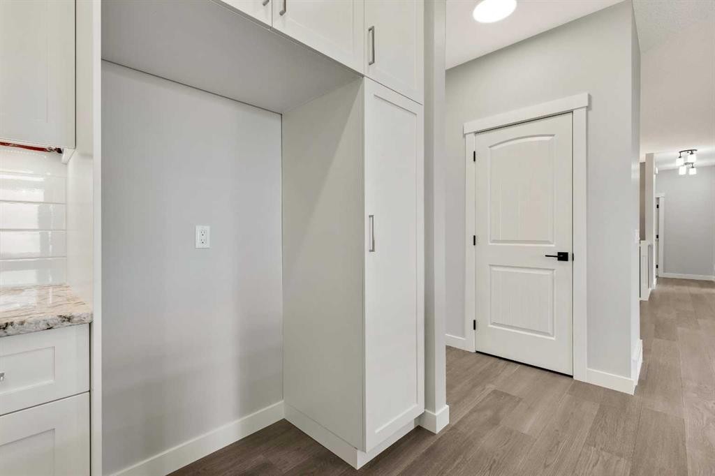 









349062


Tamarack

Drive East,
Rural Foothills County,




AB
T1S 5B8

