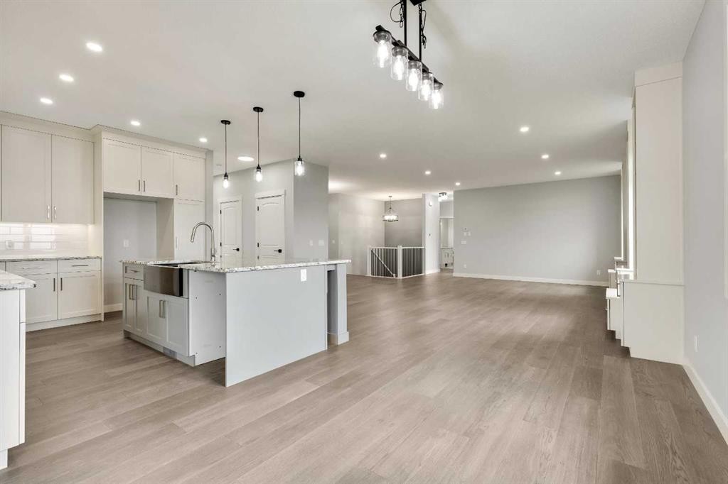 









349062


Tamarack

Drive East,
Rural Foothills County,




AB
T1S 5B8

