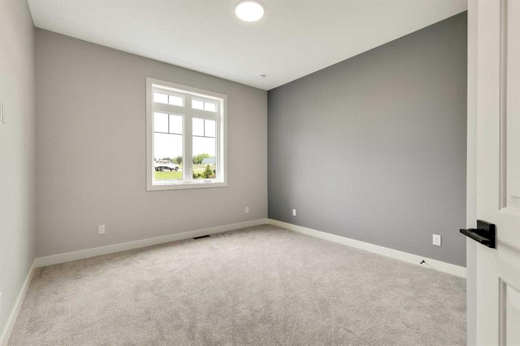 









349062


Tamarack

Drive East,
Rural Foothills County,




AB
T1S 5B8

