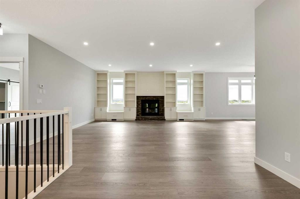 









349062


Tamarack

Drive East,
Rural Foothills County,




AB
T1S 5B8

