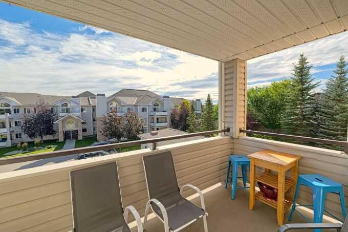 









7451


Springbank

Boulevard Southwest, 1212,
Calgary,




AB
T3H 4K5

