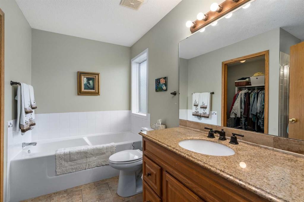 









310


Riverside

Garden Northwest,
High River,




AB
T1V 1Y9

