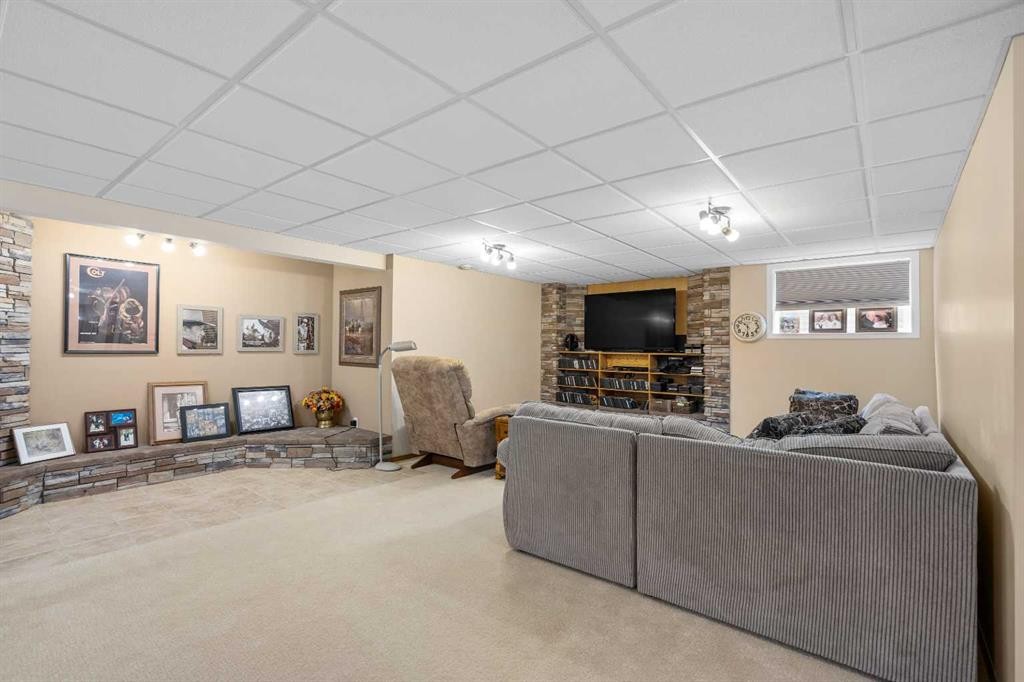 









310


Riverside

Garden Northwest,
High River,




AB
T1V 1Y9

