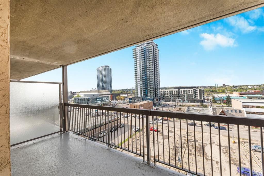 









1334


12

Avenue Southwest, 806,
Calgary,




AB
T3C 3R9

