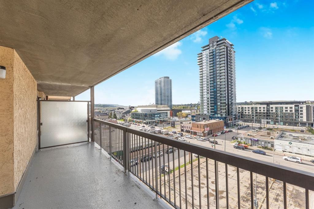 









1334


12

Avenue Southwest, 806,
Calgary,




AB
T3C 3R9

