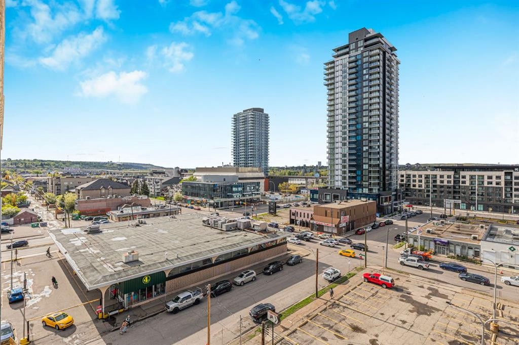









1334


12

Avenue Southwest, 806,
Calgary,




AB
T3C 3R9

