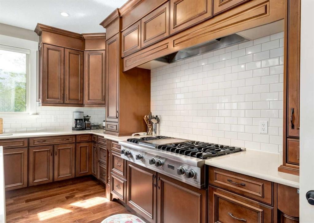 









72


Rockcliff

Grove Northwest,
Calgary,




AB
T3G 0C8


