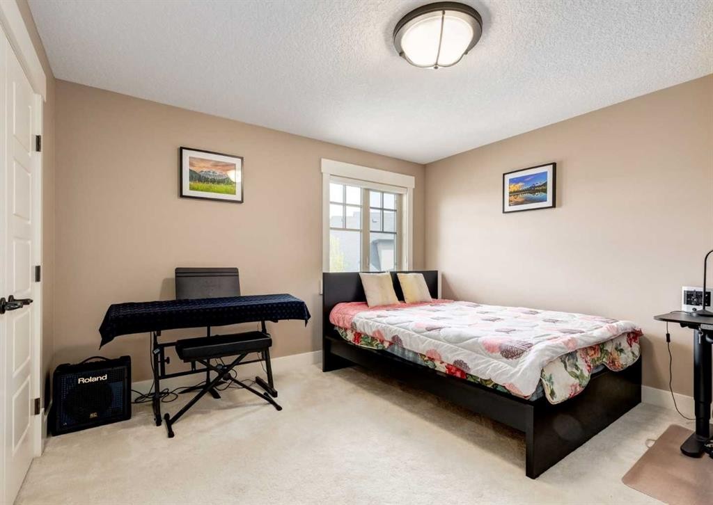 









72


Rockcliff

Grove Northwest,
Calgary,




AB
T3G 0C8

