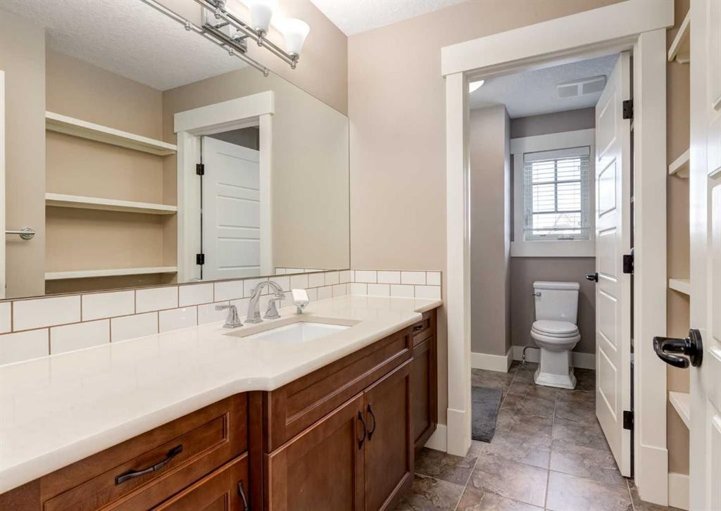 









72


Rockcliff

Grove Northwest,
Calgary,




AB
T3G 0C8

