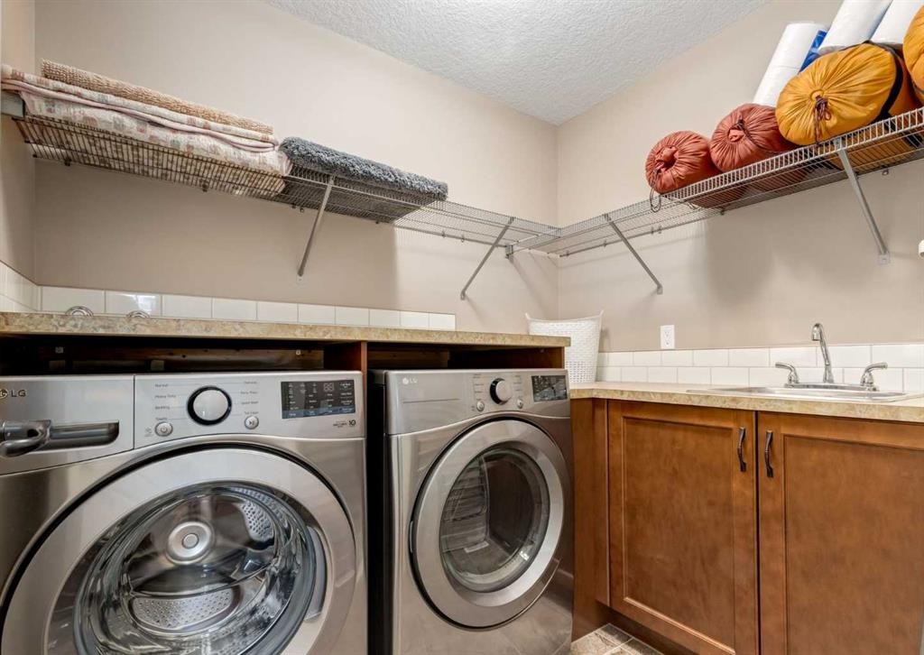 









72


Rockcliff

Grove Northwest,
Calgary,




AB
T3G 0C8

