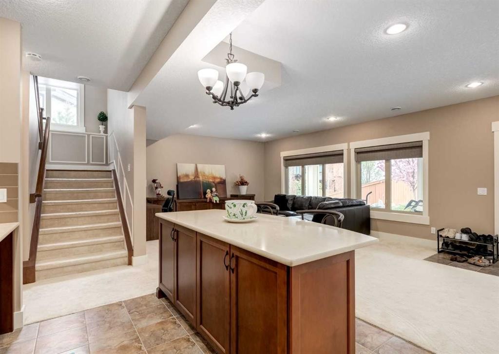









72


Rockcliff

Grove Northwest,
Calgary,




AB
T3G 0C8

