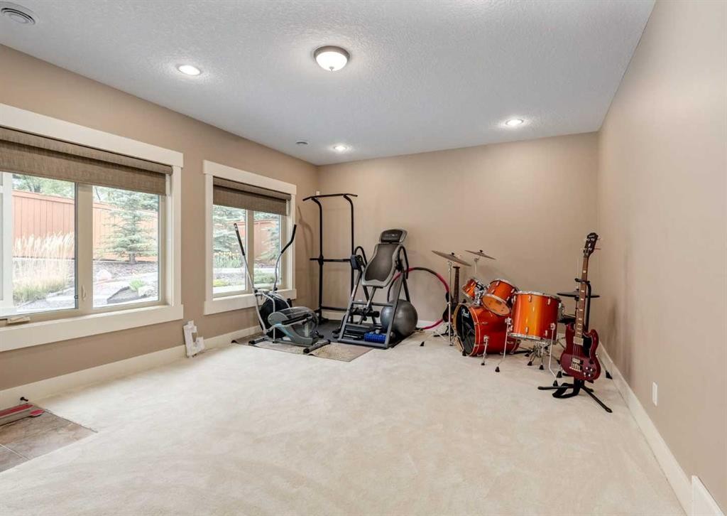 









72


Rockcliff

Grove Northwest,
Calgary,




AB
T3G 0C8

