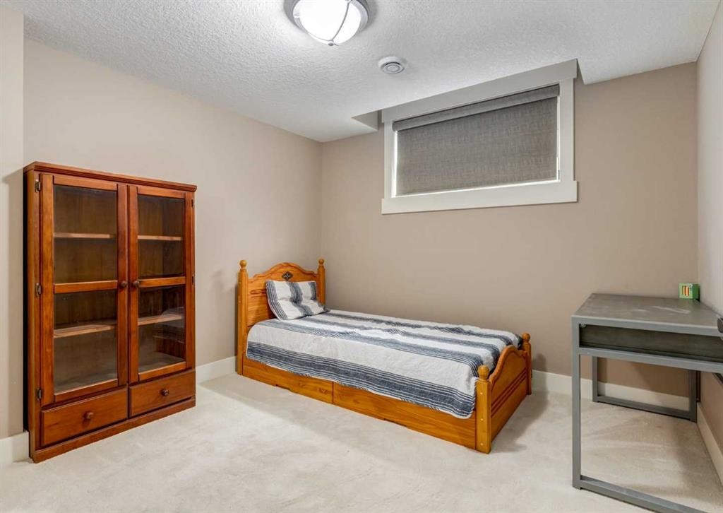 









72


Rockcliff

Grove Northwest,
Calgary,




AB
T3G 0C8


