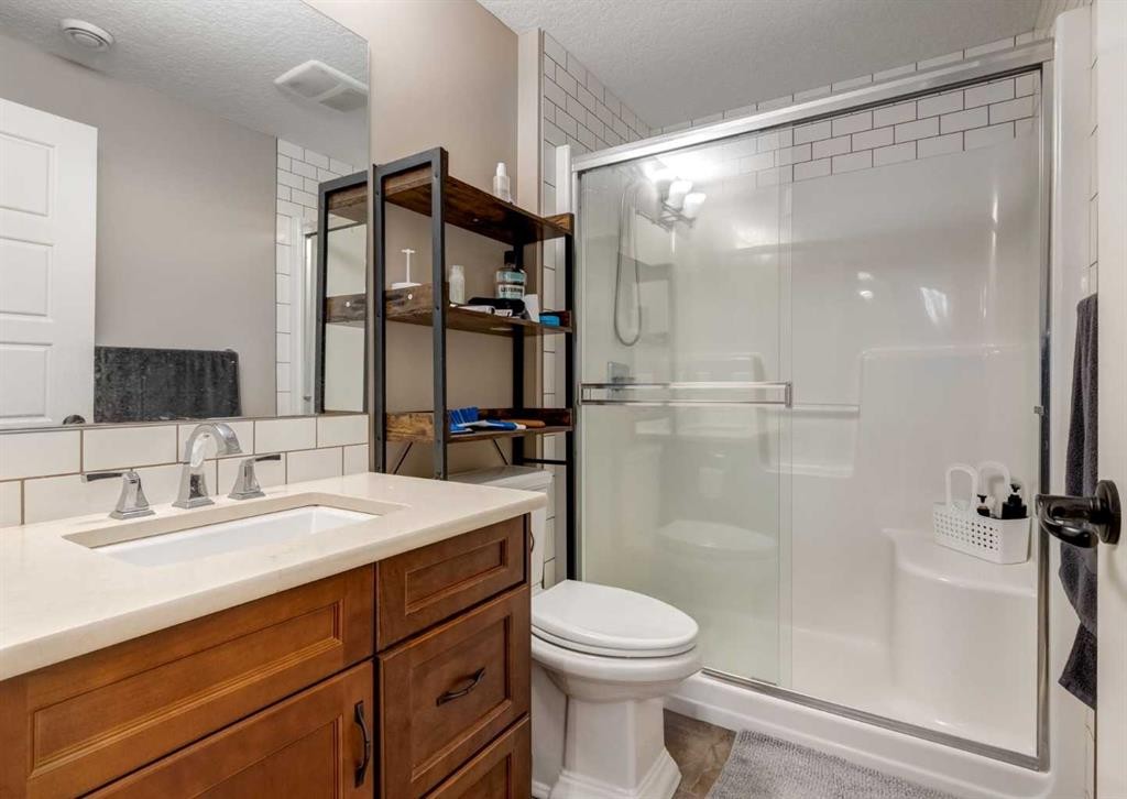 









72


Rockcliff

Grove Northwest,
Calgary,




AB
T3G 0C8

