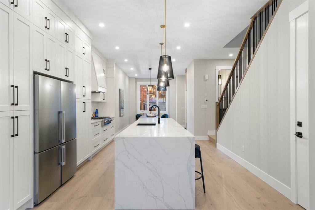 









2414


35

Street Southwest,
Calgary,




AB
T3E 2Y1

