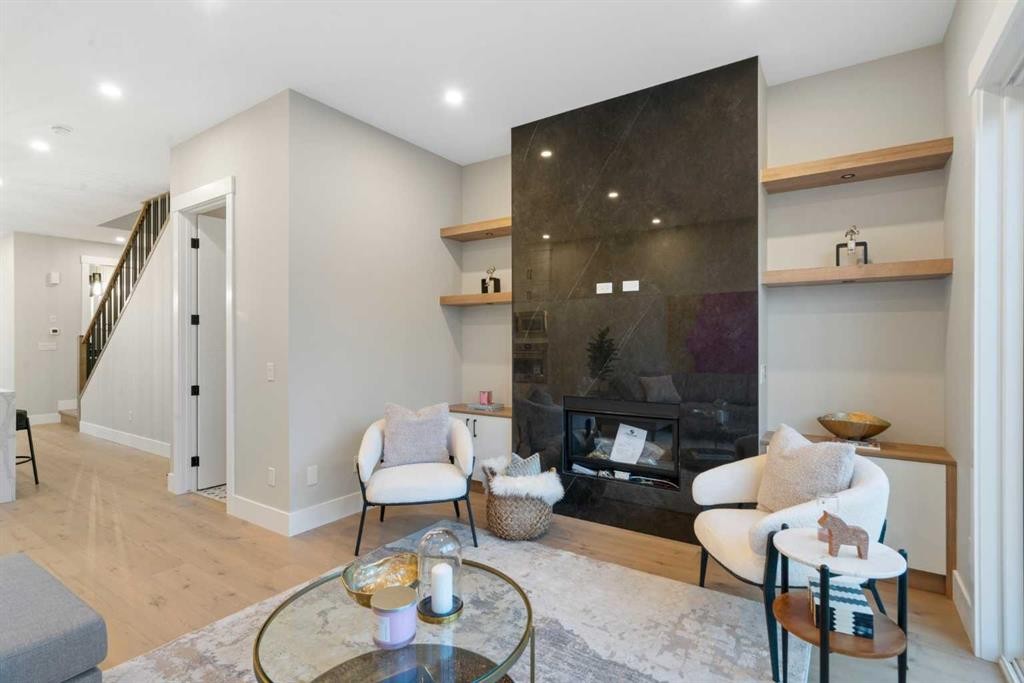









2414


35

Street Southwest,
Calgary,




AB
T3E 2Y1

