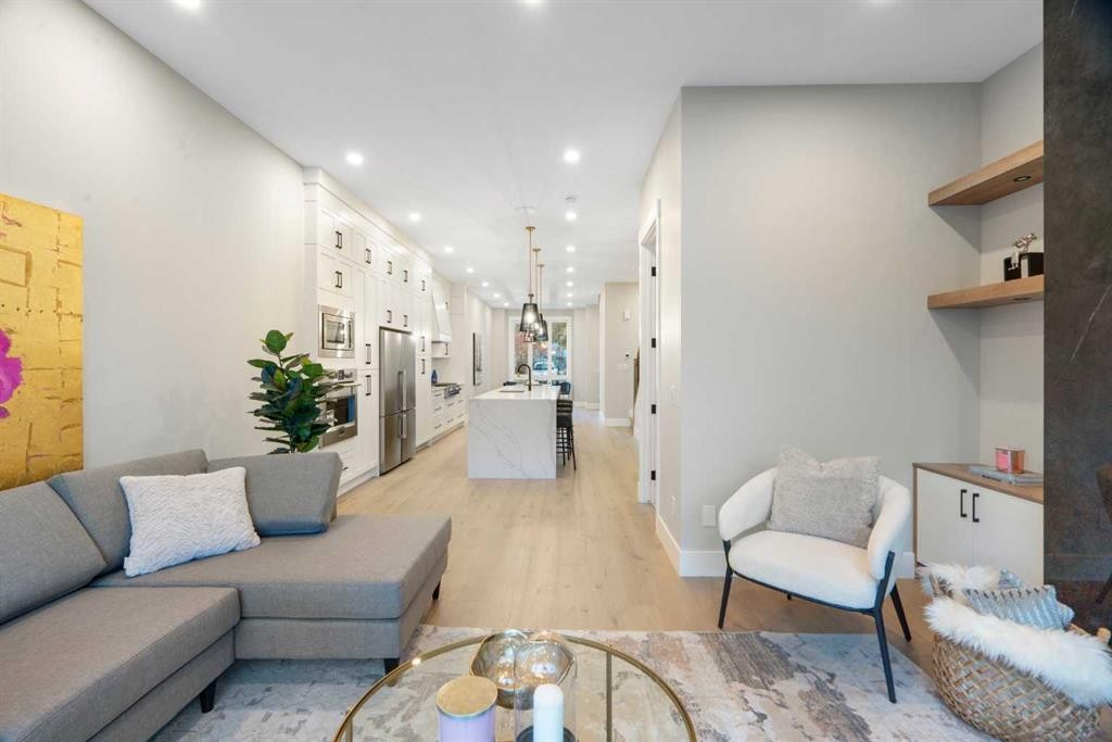 









2414


35

Street Southwest,
Calgary,




AB
T3E 2Y1

