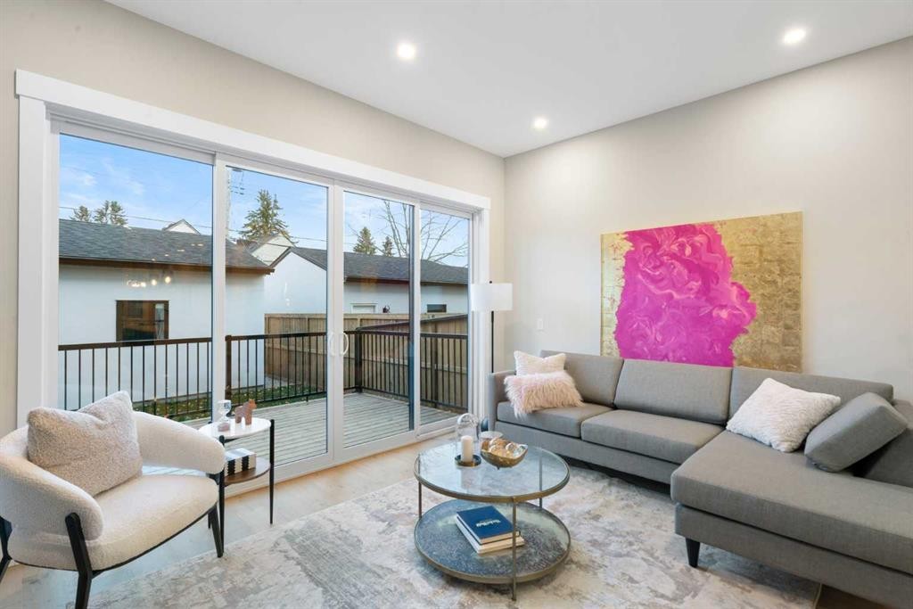 









2414


35

Street Southwest,
Calgary,




AB
T3E 2Y1


