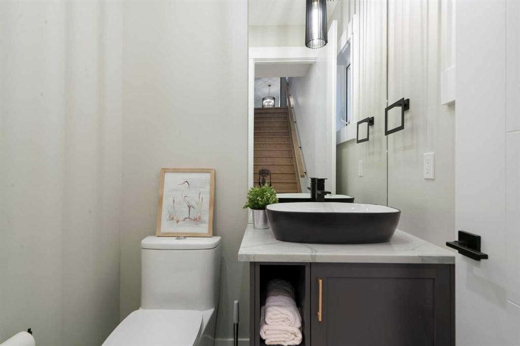 









2414


35

Street Southwest,
Calgary,




AB
T3E 2Y1

