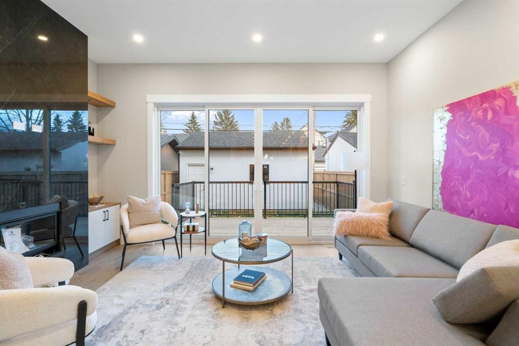 









2414


35

Street Southwest,
Calgary,




AB
T3E 2Y1

