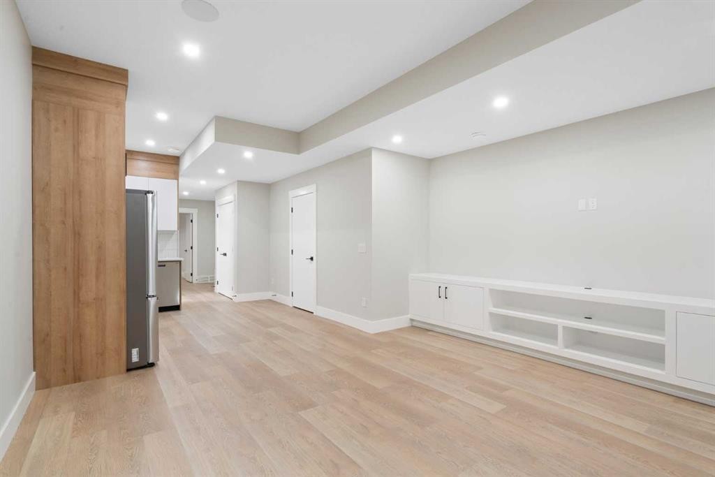 









2414


35

Street Southwest,
Calgary,




AB
T3E 2Y1

