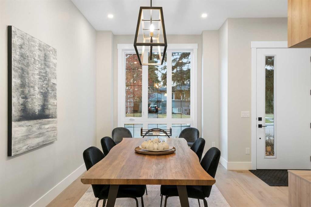 









2414


35

Street Southwest,
Calgary,




AB
T3E 2Y1


